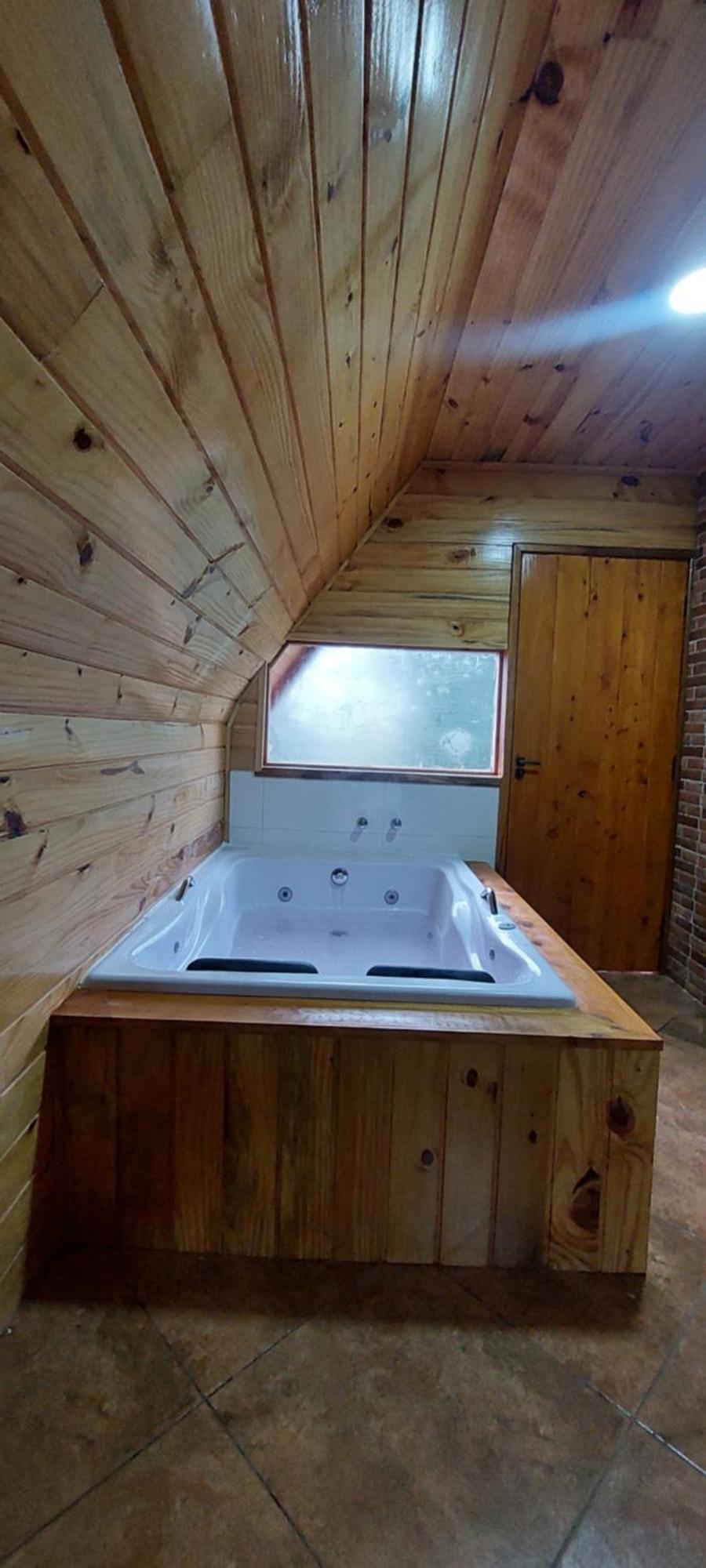 Chale Com Hidromassagem Da Vick Otel Campos do Jordao Dış mekan fotoğraf